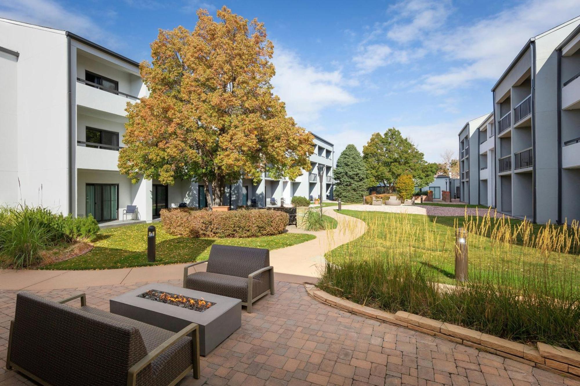 Courtyard By Marriott Denver Central Park Eksteriør billede