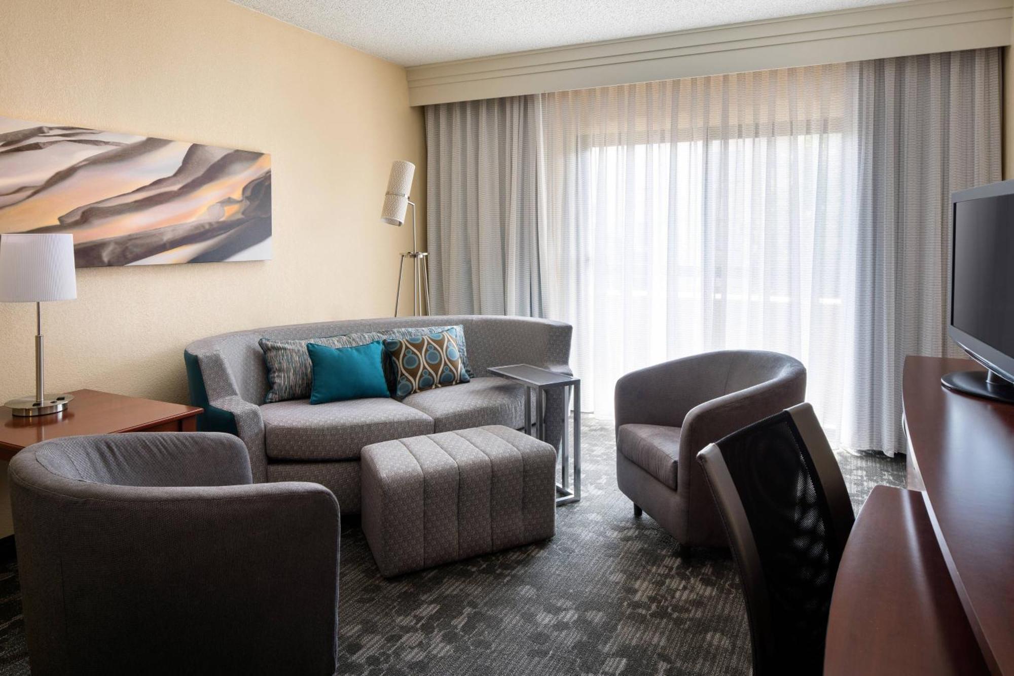 Courtyard By Marriott Denver Central Park Eksteriør billede