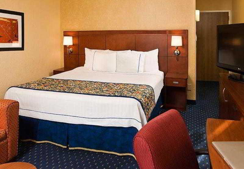 Courtyard By Marriott Denver Central Park Eksteriør billede