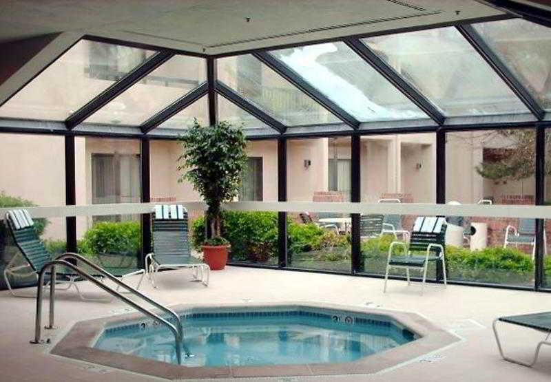 Courtyard By Marriott Denver Central Park Faciliteter billede